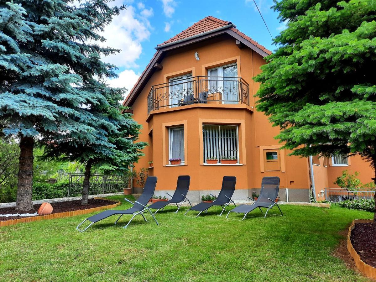 Harmonia Vendeghaz Apartment Balatonalmadi Ngoại thất bức ảnh