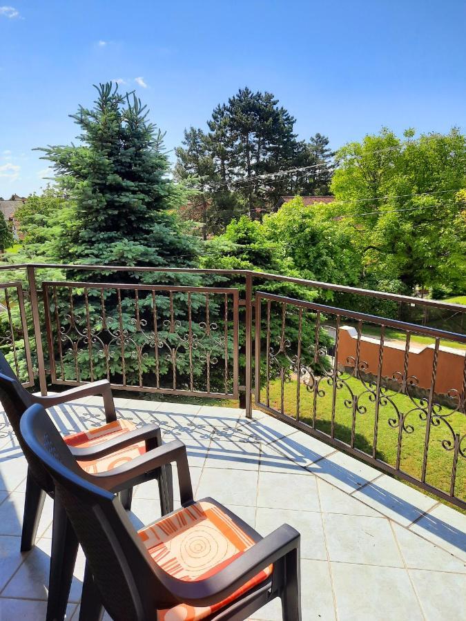 Harmonia Vendeghaz Apartment Balatonalmadi Ngoại thất bức ảnh