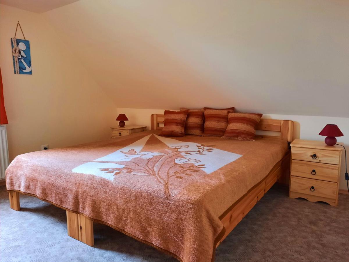 Harmonia Vendeghaz Apartment Balatonalmadi Ngoại thất bức ảnh