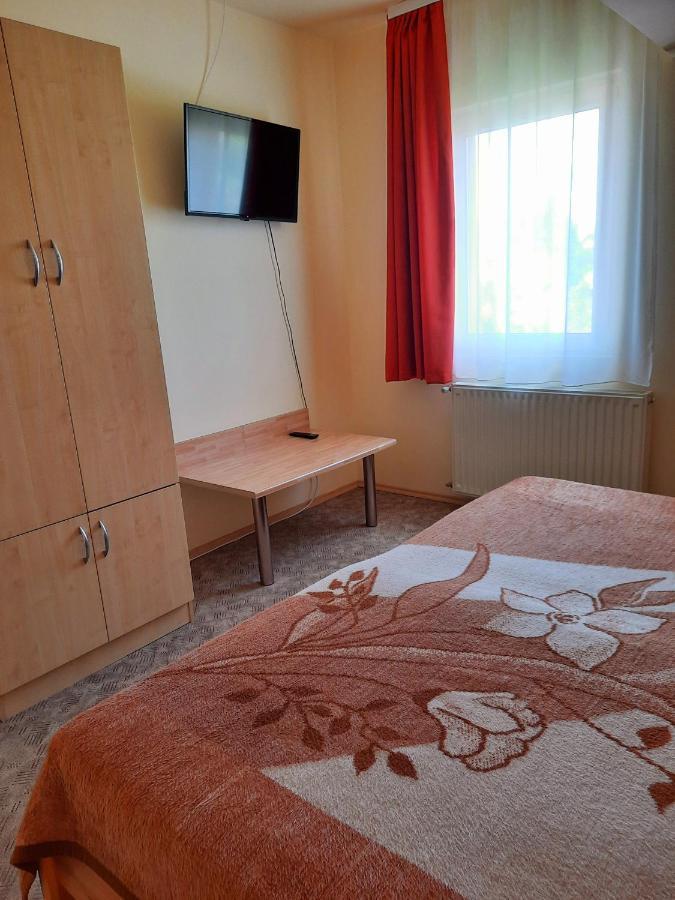Harmonia Vendeghaz Apartment Balatonalmadi Ngoại thất bức ảnh